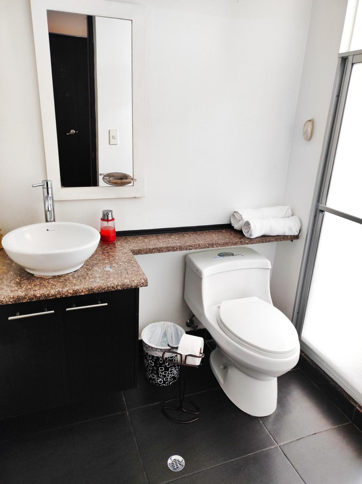 Coliving Ecuador Apartamentos Sector Swiss Hotel Quito Kültér fotó